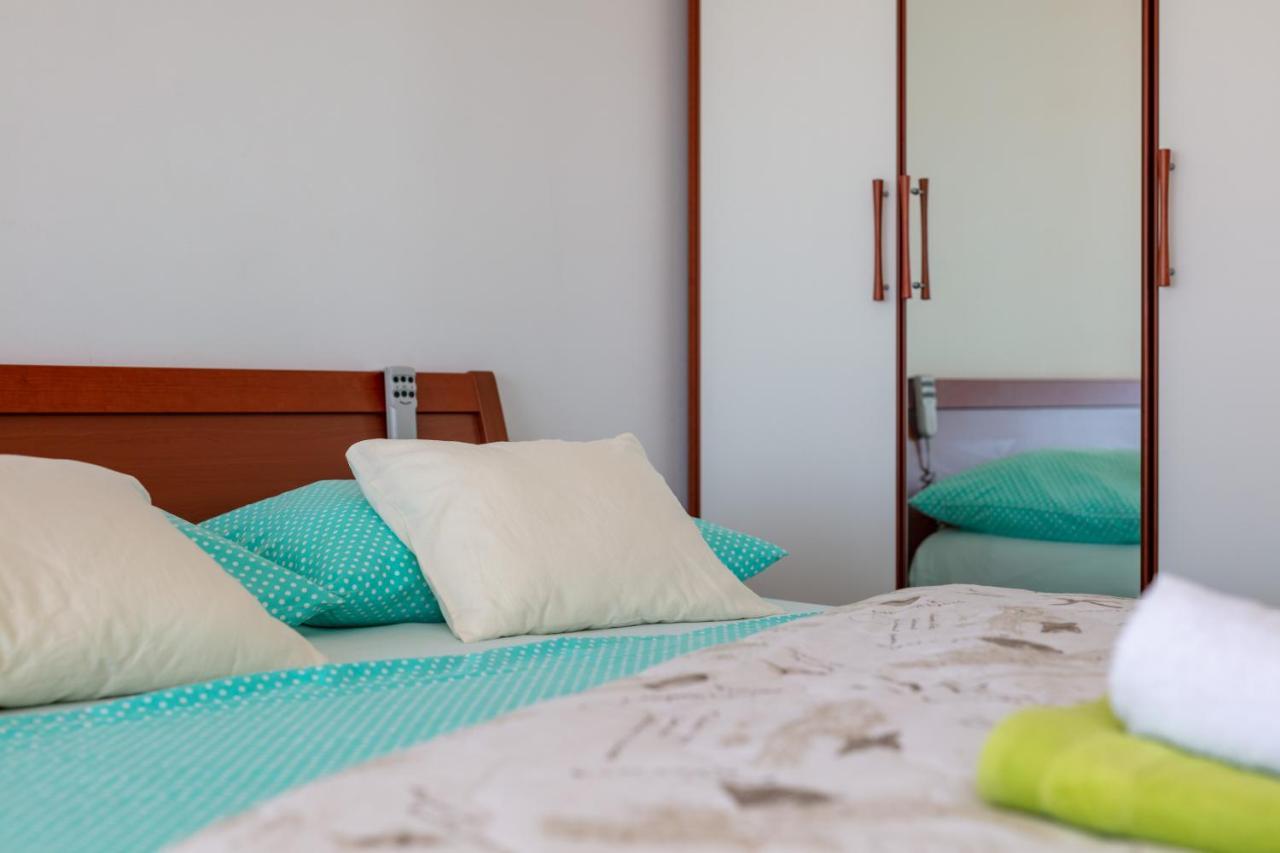 Apartments Antonio - Podstrana, Split Ngoại thất bức ảnh